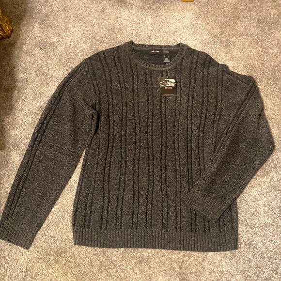 Axcess Other - Men’s Axcess black/gray sweater
